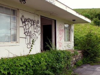 Abandoned motel guest building [19]