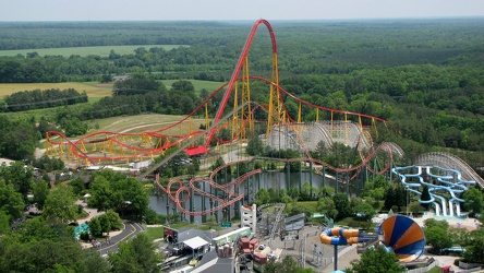 Intimidator 305 rollercoaster [01]