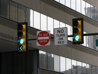 Traffic signals in Philadelphia