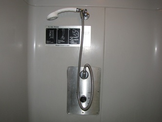 Amtrak Superliner II shower