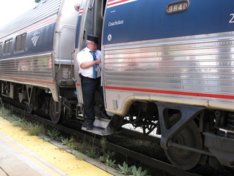 Westbound Cardinal train in Staunton [04]