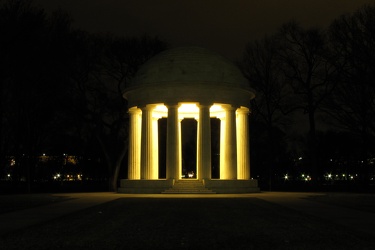 District of Columbia War Memorial at night