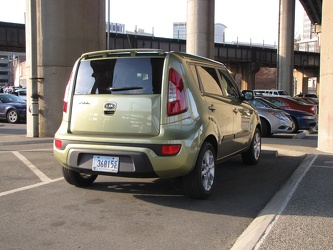 Kia Soul in Shockoe Bottom parking lot [03]