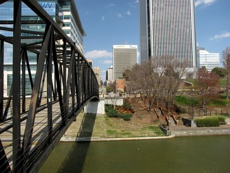 Footbridge over the Canal [03]