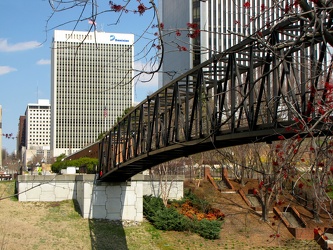 Footbridge over the Canal [02]