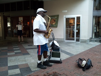 Busker at Dupont Circle station