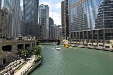 Chicago River from DuSable Bridge, facing southwest