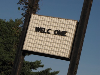 "WELCOME" sign at former Howard Johnson's restaurant [01]