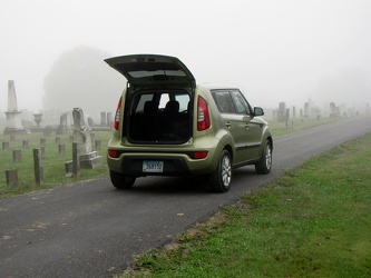 Kia Soul at Edge Hill Cemetery