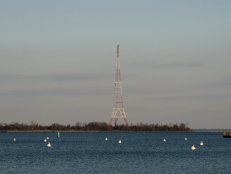 Antenna across Annapolis Harbor [02]