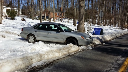 Ford Taurus on Glenallan Avenue