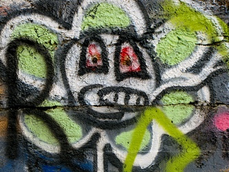 Graffiti on the Aqueduct Bridge stub [02]