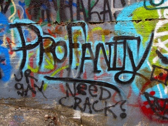 Graffiti on the Aqueduct Bridge stub [03]