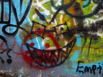 Graffiti on the Aqueduct Bridge stub [04]