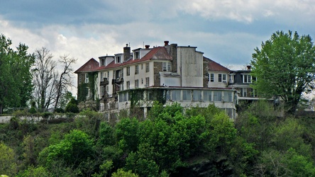 Hilltop House, viewed from Maryland Heights [03]