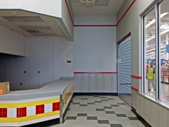 Former McDonald's at Walmart in Waynesboro, Virginia [02]