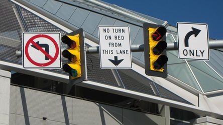 Traffic lights outside Greensboro station