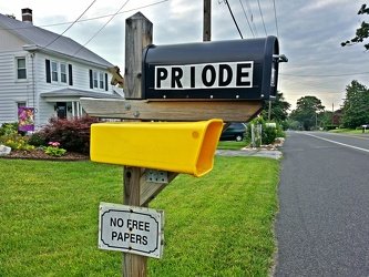 Mailbox with "NO FREE PAPERS" sign [02]