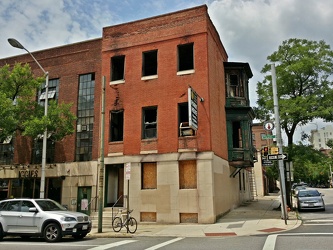 Abandoned rowhouse at North Calvert and East Read Streets [01]