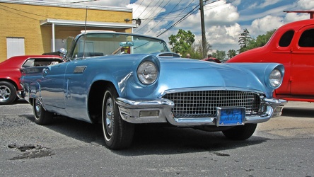 1957 Ford Thunderbird [01]