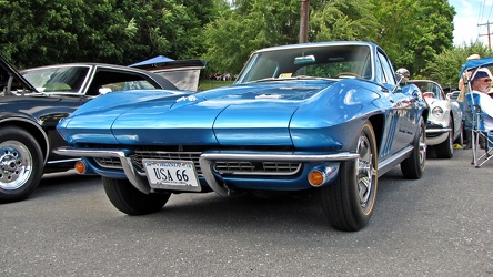 1966 Chevrolet Corvette [01]