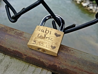 Love lock on Harpers Ferry railroad bridge [03]