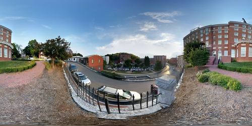 Path around Stonewall Jackson Hotel