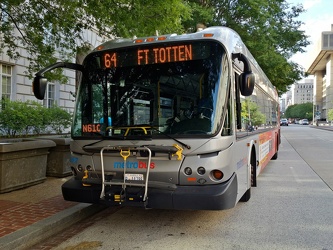 Metrobus 6517 at Federal Triangle