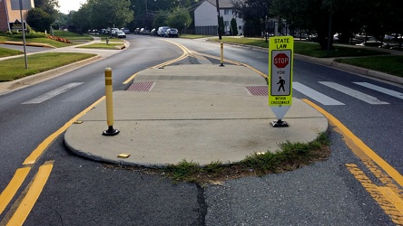 Traffic island on Hewitt Avenue