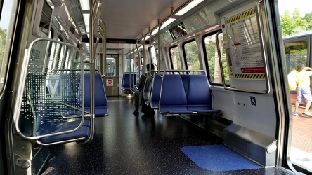 Interior of car 7033 [02]