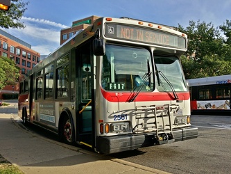 Metrobus 2561 at King Street-Old Town station