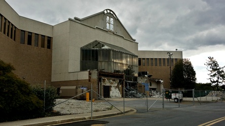 Demolition at the main entrance for White Flint Mall [01]