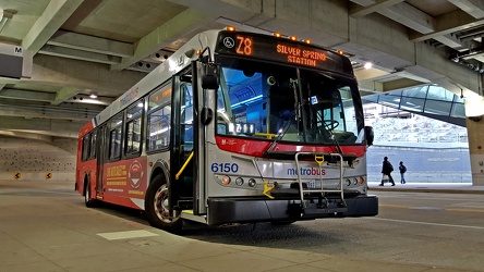 Metrobus 6150 at Silver Spring