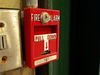 Edwards fire alarm pull station