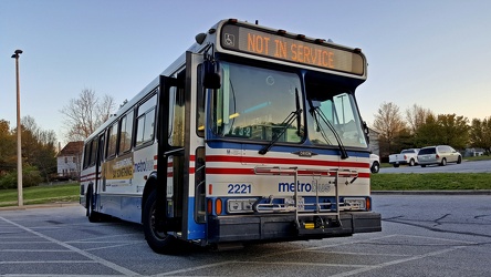 Metrobus 2221 at Greencastle Park and Ride [01]