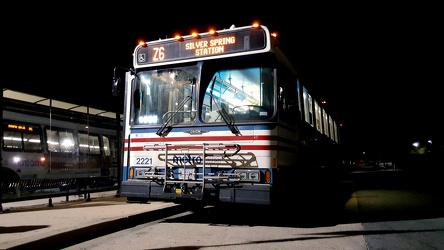 Metrobus 2221 at Burtonsville Park and Ride