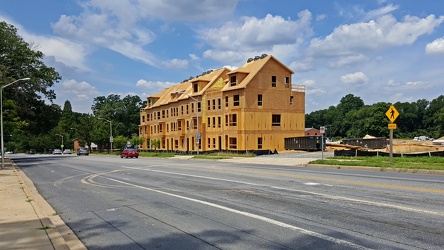 Glenmont Metrocentre construction [02]