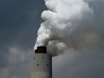 Smokestack at Brunner Island Steam Electric Station [04]