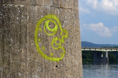 Graffiti face