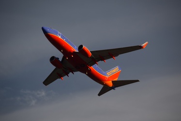 N7812G departing Washington National Airport [01]