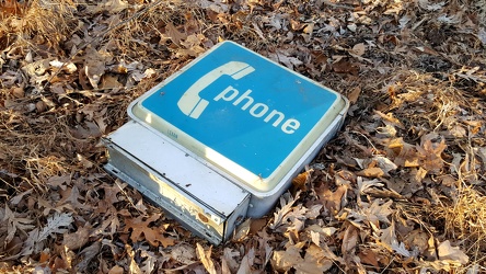 Abandoned payphone sign