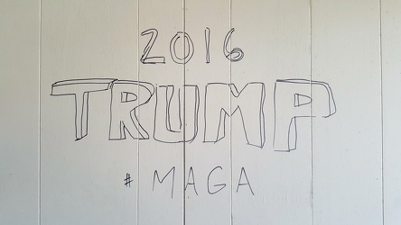 Pro-Trump graffiti [02]