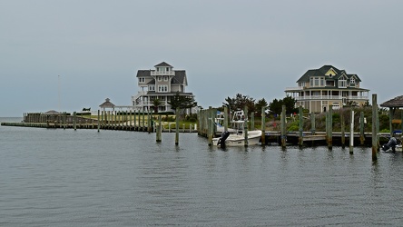 Beach houses in Hatteras Village [01]