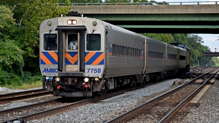 MARC train at St. Denis [03]