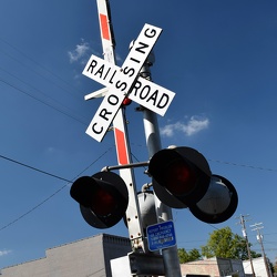 Railroad crossing signal at Route 608 [03]