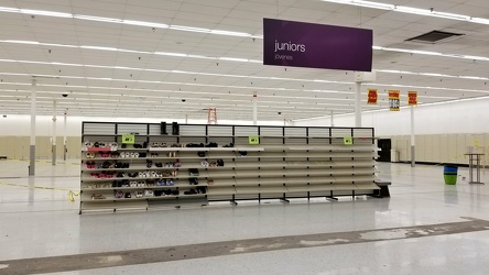 Closing sale at Martinsburg, West Virginia Kmart [05]