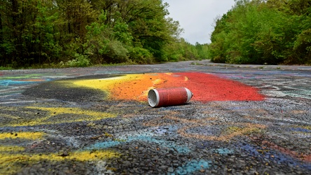 Discarded spray paint can [09]