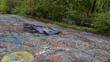 Abandoned couch on the Graffiti Highway [02]