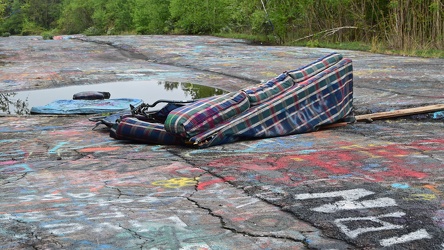 Abandoned couch on the Graffiti Highway [04]