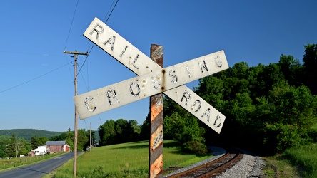 Vintage railroad crossbuck [02]